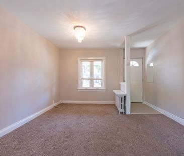 For Lease - 326 Monarch Park Avenue, Toronto, Ontario - Photo 6