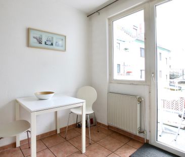 Perfekt Wohnen in Köln-Ehrenfeld: Möbliertes Apartment mit Balkon - Photo 4