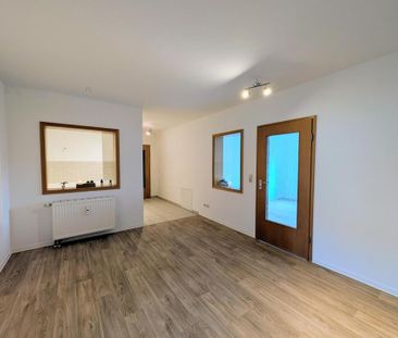 Wohnen mit Charakter – Individuelle 2-Raumwohnung im modernen Objekt - Photo 3