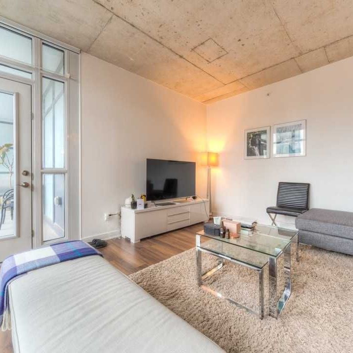 For Lease - 210 Simcoe Street Unit# 1414, Toronto, Ontario - Photo 1