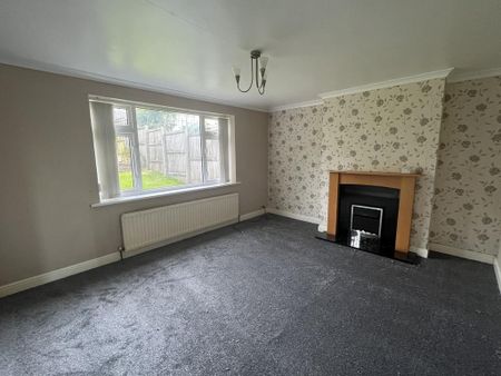 2 bedroom semi-detached bungalow to rent - Photo 2