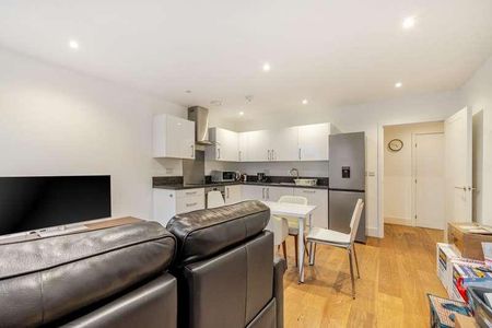 Sussex House, Reading, RG1 - Photo 2