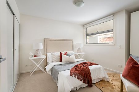 2/170 Princess Street, Kew VIC 3101 - Photo 2