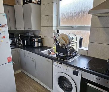 2 bedroom maisonette to rent - Photo 6