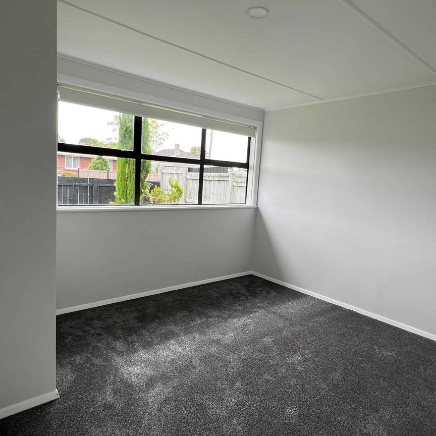 Spacious Family Home with Extra Living - Photo 1