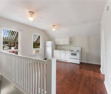 For Lease - 208 East Avenue Unit# Upper, Hamilton, Ontario - Photo 4