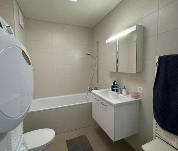 Appartement de 3.5p à deux pas du lac - Photo 2