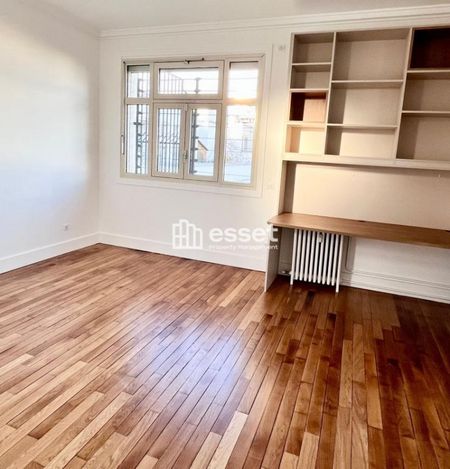 Appartement • Saint James-Général Koenig - Photo 4