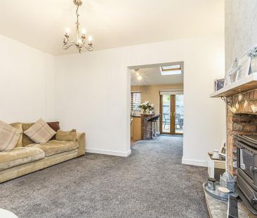 2 bedroom house to rent - Photo 1