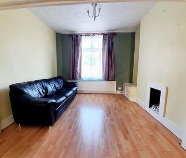 Avondale Road, Kettering, Northants, NN16 - Photo 4