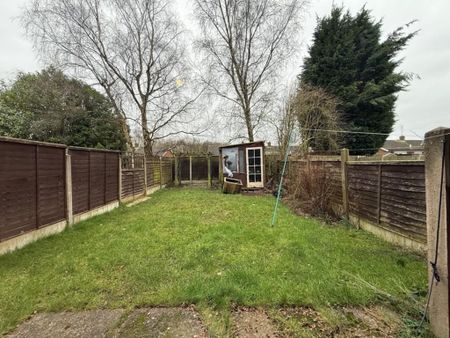 1 bedroom ground floor flat to rent - Photo 5