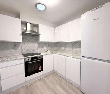 Methven Court, The Broadway London, N9 - Photo 4