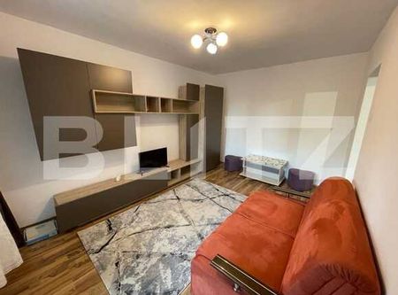 1 camera, semidecomandat, proaspat renovat, 29 mp, zona strazii Portile de fier - Fotografie 2