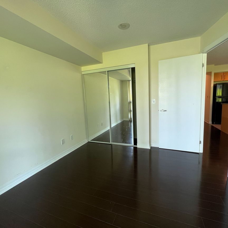 For Lease - 16 Yonge Street Unit# 713, Toronto, Ontario - Photo 1