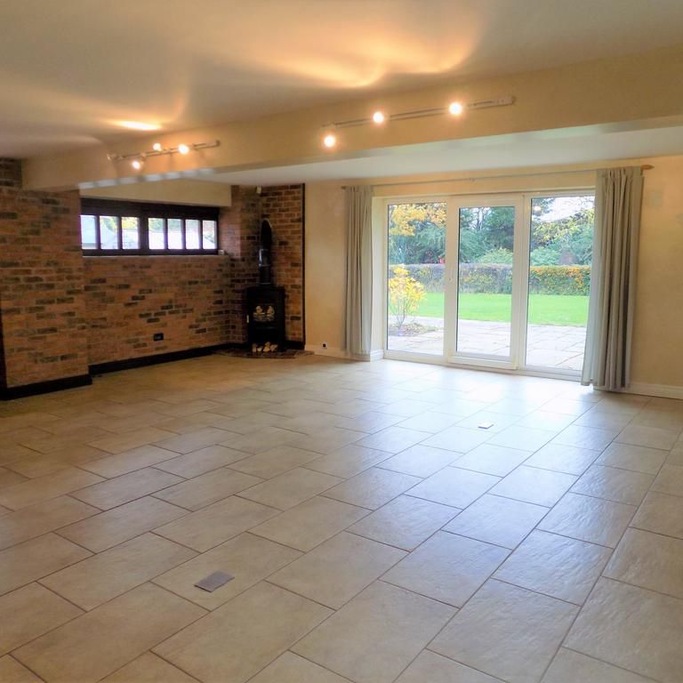 3 bedroom detached house to rent - Photo 1