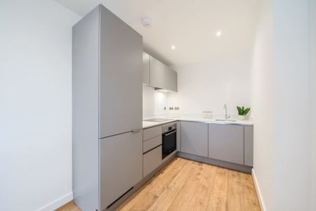 1 bedroom flat to rent - Photo 3