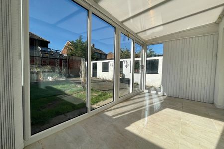 Green Lane - Photo 2