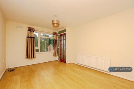 2 bedroom terraced house to rent - Photo 2