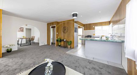 Spacious & Secure 3-Bedroom Home On Gray Avenue Mangere East - Photo 3