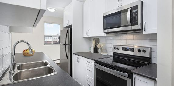 Martella Place - Photo 2