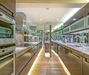 3 bedroom conversion flat with 1 reception and 2 bathrooms in Hyde ... - Photo 6