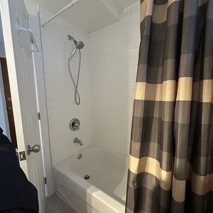 Bien Situé à Hull - Photo 3