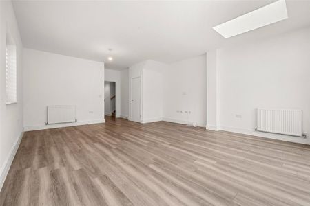 4 bedroom house to rent - Photo 2