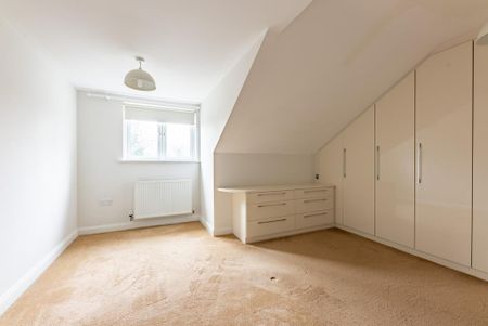 2 bedroom penthouse to rent - Photo 4