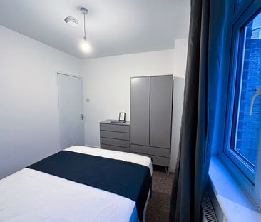 Room in a Shared Flat, Windsor Crescent, HA9 - Photo 2