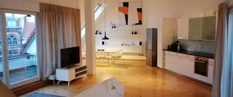 Rooftop; Open Space; 95m²; Terrace; Fully Equipped - Photo 1