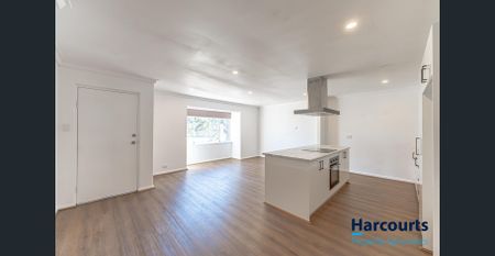 FAMILY HOME ON LARGE BLOCK - Photo 3