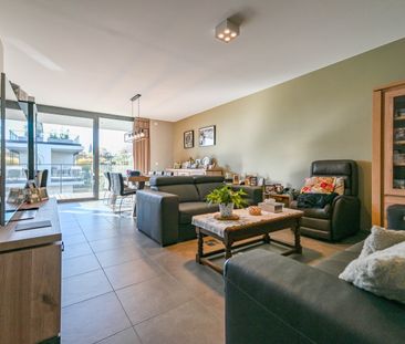 Energiepositief (E-peil: -3) appartement met 2 slaapkamers en ruim ... - Foto 2