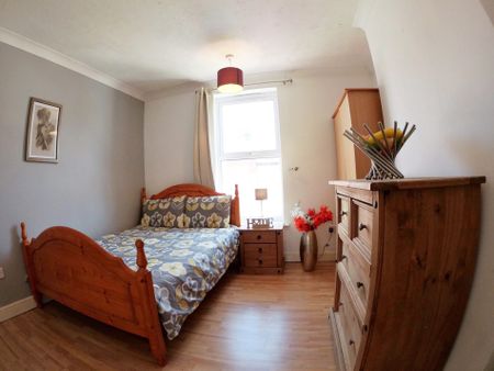 Student Accommodation, 4 Florence Street, Lincoln, Lincolnshire, LN2 5LR, United Kingdom - Photo 3