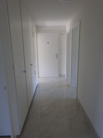 "moderne 4-Zimmer-Wohnung mit eigener Waschmaschine und zwei Balkonen" - Photo 2