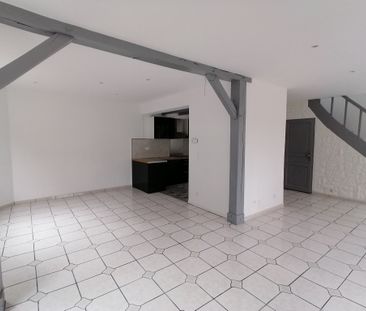 Location Maison 5 pièces 106m² STE SAVINE 10300 - Photo 1