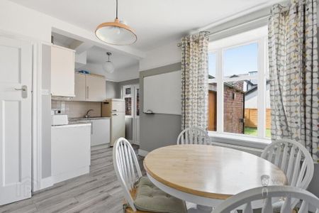 28 Loopland Park, Belfast, BT6 9DY - Photo 4