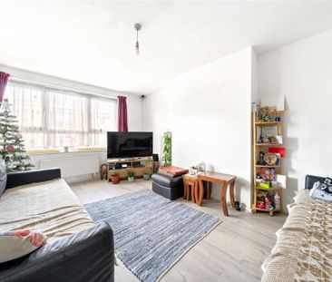 3 bedroom maisonette to rent - Photo 2