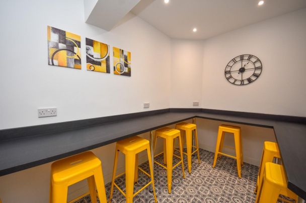 1 bed Room for Rent - Photo 1