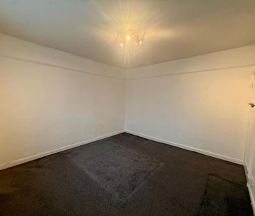 4 bedroom terraced house to rent - Photo 4