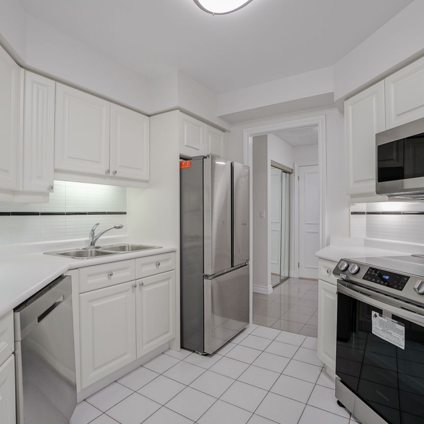 For Lease - 1 Palace Pier Court Unit# 1108, Toronto, Ontario - Photo 1