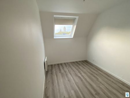 Location Appartement 2 pièces 46m² ROUEN 76000 - Photo 2