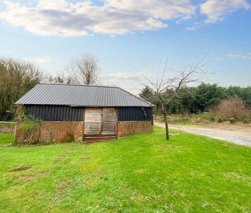 Pett Street Farm House - Photo 5