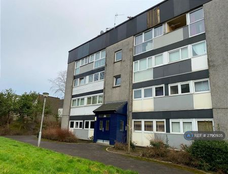 2 bedroom flat to rent - Photo 4