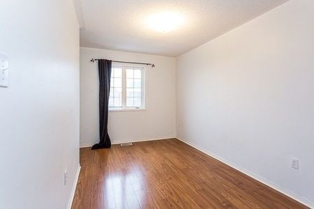 For Lease - 120 Railroad Street Unit# 9, Brampton, Ontario - Photo 4