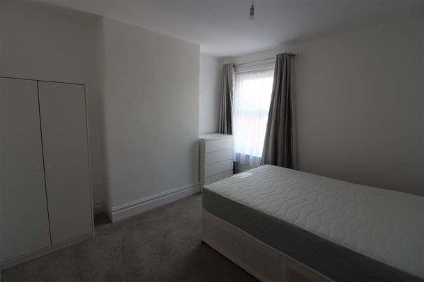 Richmond Garden, **student Apartment** Student Apartment **, Southampton, SO17 - Photo 1