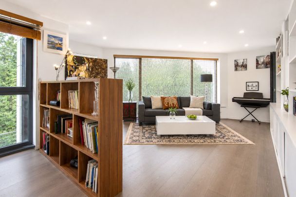 Putney Hill, Putney, SW15 6BF - Photo 1