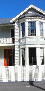 28 Bedroom Studio Complex Open ended tenancies - Available Now - Photo 3