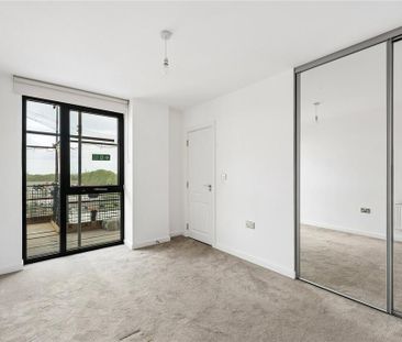 3 bedroom apartment to rent - Photo 3