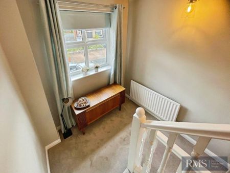 2 bedroom mews to rent - Photo 5