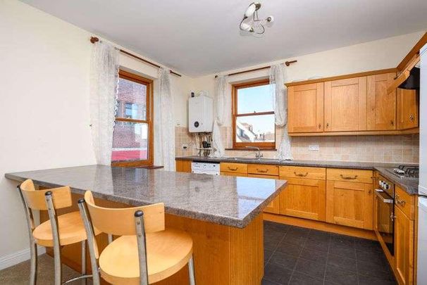 Bridge Street, Walton-on-thames, KT12 - Photo 1